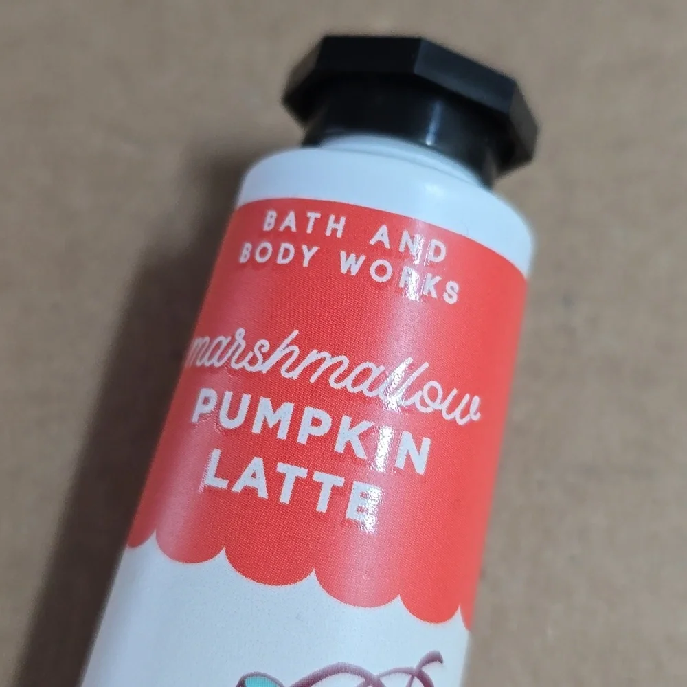 Bath & Body Works hand cream
